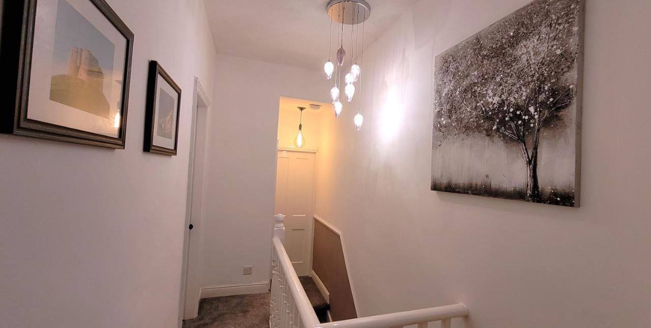 Hartoft St - 2 Bed Near River York Dış mekan fotoğraf