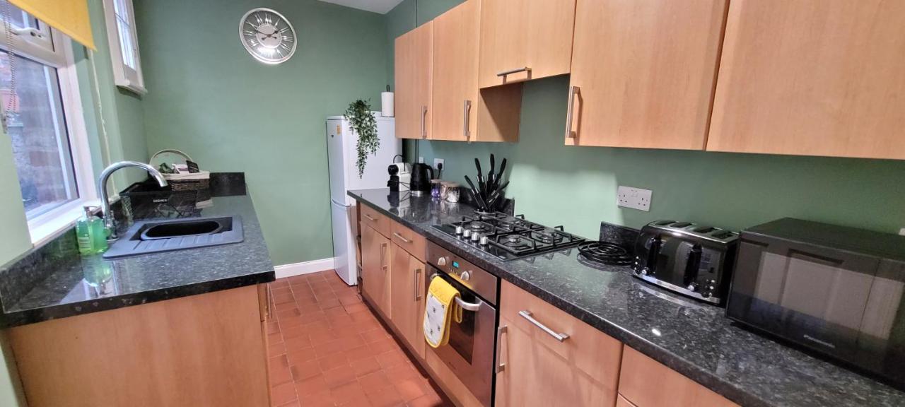Hartoft St - 2 Bed Near River York Dış mekan fotoğraf
